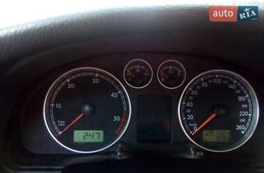 Універсал Volkswagen Passat 2001 в Дубні