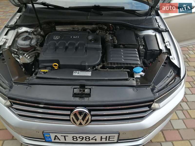 Універсал Volkswagen Passat 2015 в Івано-Франківську