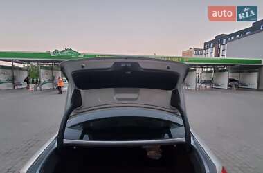 Седан Volkswagen Passat 2012 в 