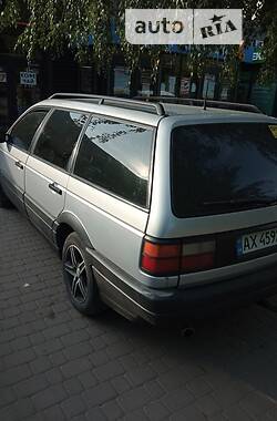 Универсал Volkswagen Passat 1993 в Первомайске