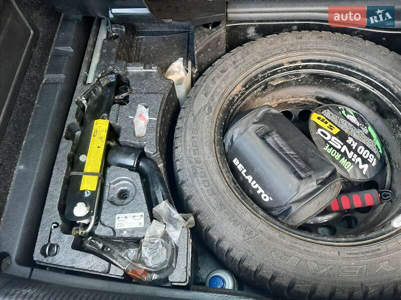 Універсал Volkswagen Passat 2010 в Рівному