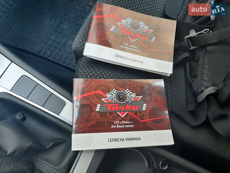 Універсал Volkswagen Passat 2010 в Рівному