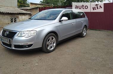 Универсал Volkswagen Passat 2005 в Одессе