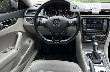 Седан Volkswagen Passat 2018 в Кам'янському