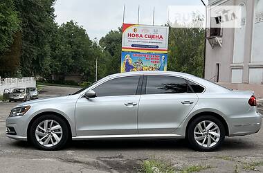 Седан Volkswagen Passat 2018 в Кам'янському