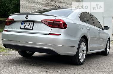 Седан Volkswagen Passat 2018 в Кам'янському