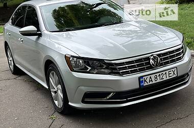 Седан Volkswagen Passat 2018 в Кам'янському