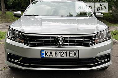 Седан Volkswagen Passat 2018 в Кам'янському