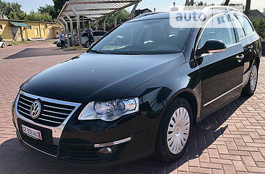 Универсал Volkswagen Passat 2006 в Ровно