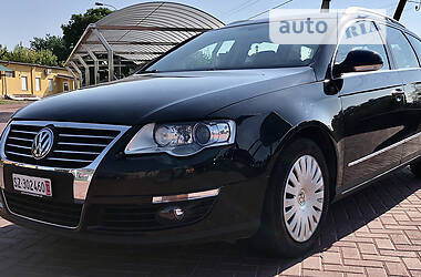 Универсал Volkswagen Passat 2006 в Ровно