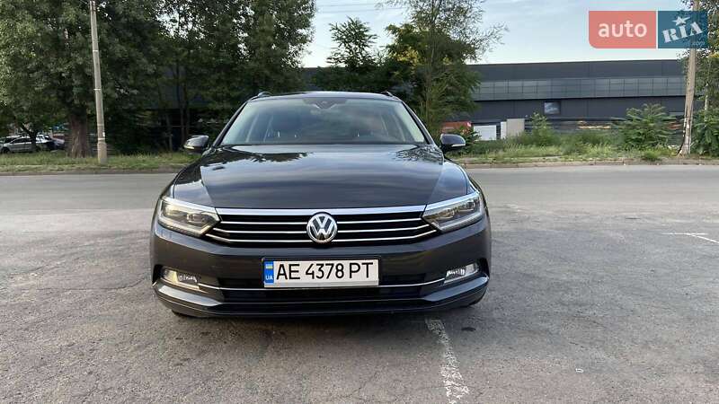 Універсал Volkswagen Passat 2017 в Кривому Розі