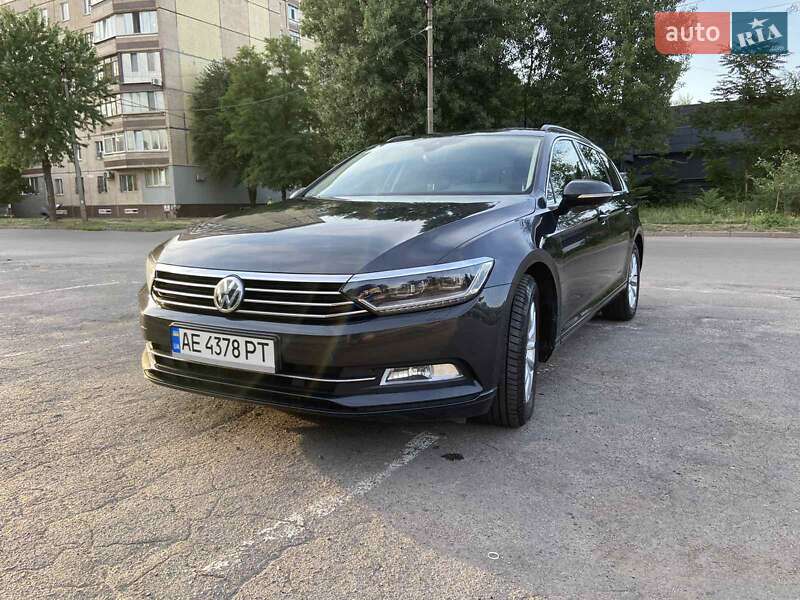 Універсал Volkswagen Passat 2017 в Кривому Розі