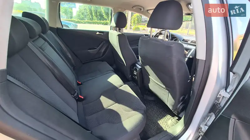 Volkswagen Passat 2009 VIN WVWZZZ3CZAE030223 фото оголошення 13 з 52