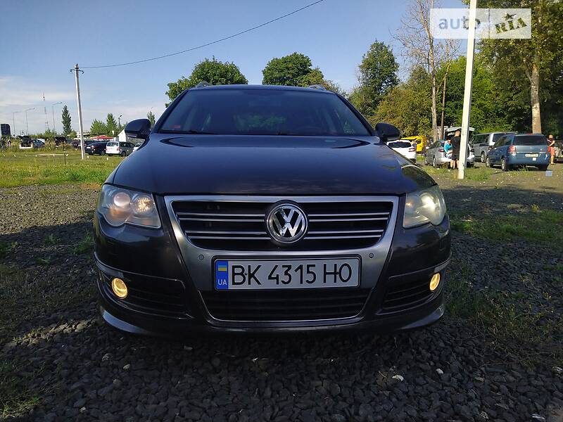 Універсал Volkswagen Passat 2009 в Рівному