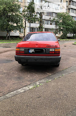 Седан Volkswagen Passat 1988 в Киеве