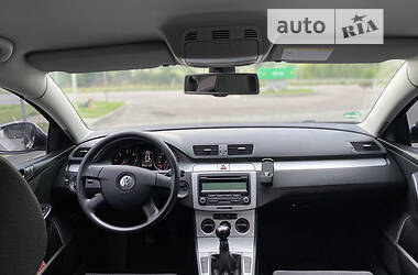 Универсал Volkswagen Passat 2009 в 