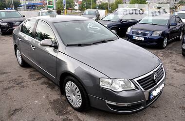 Седан Volkswagen Passat 2006 в Львові