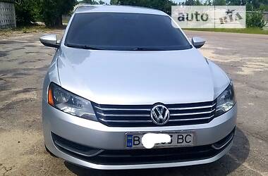 Седан Volkswagen Passat 2012 в Кременчуге