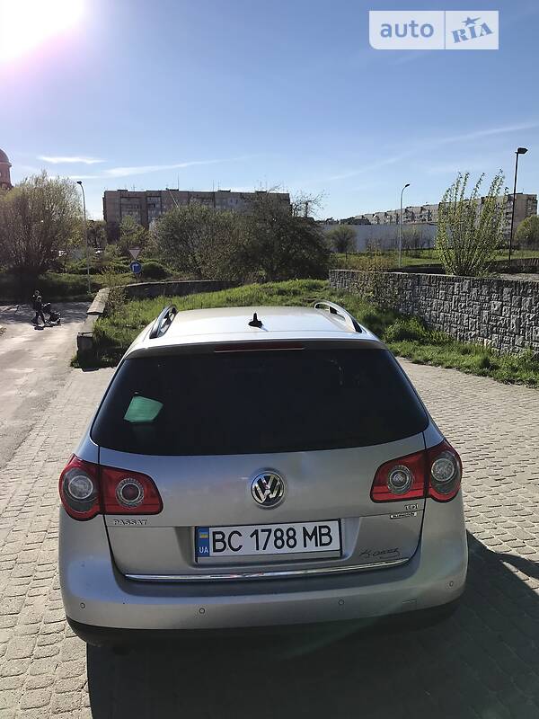 Универсал Volkswagen Passat 2010 в Львове фото 5 Универсал Volkswagen Passat 2010 в Львове