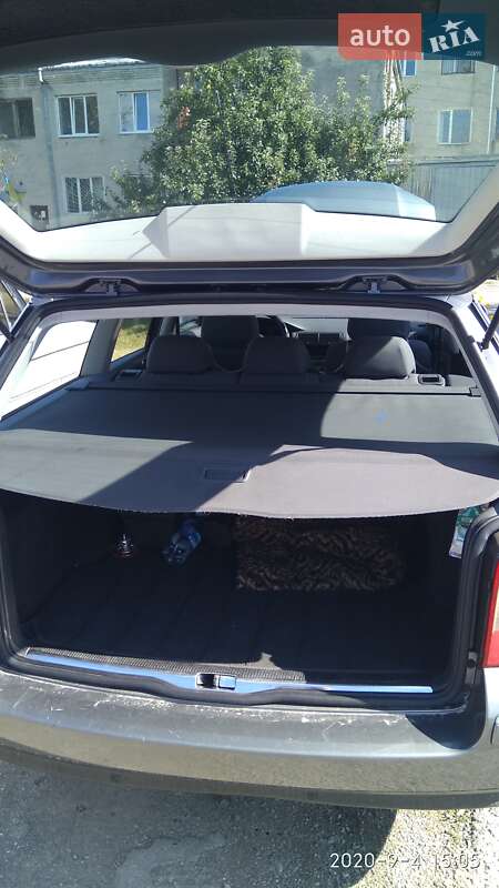 Універсал Volkswagen Passat 2005 в Гусятині