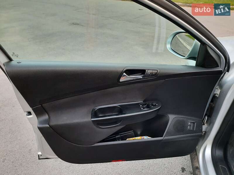 Универсал Volkswagen Passat 2007 в Житомире