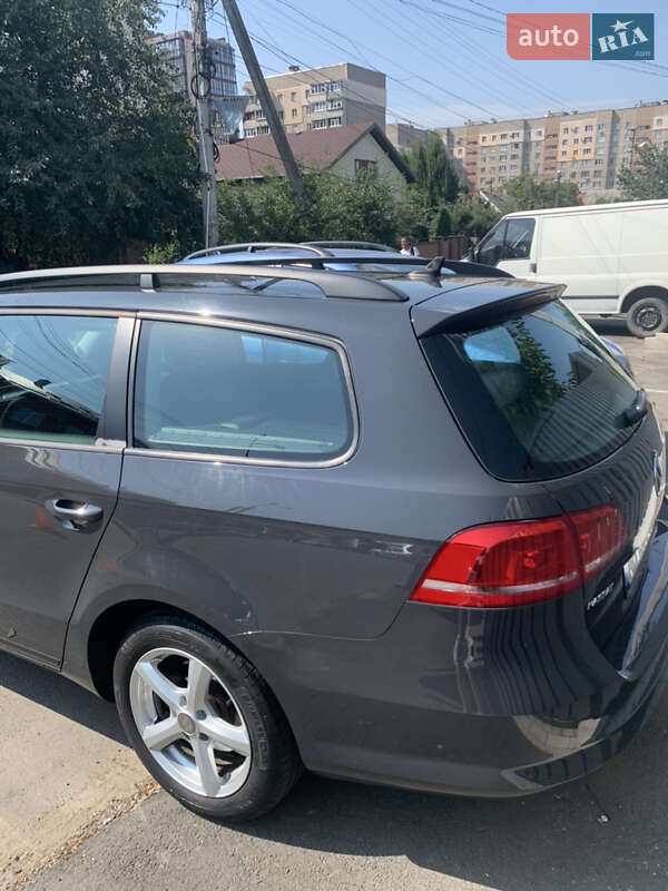 Універсал Volkswagen Passat 2013 в Вінниці