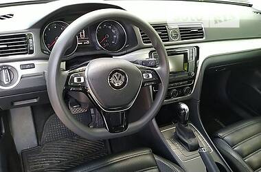 Седан Volkswagen Passat 2016 в Кременчуці