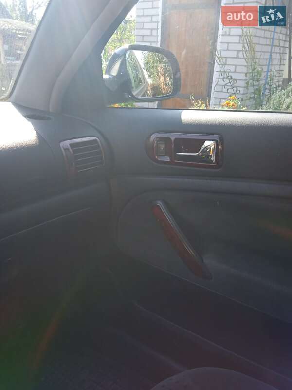 Седан Volkswagen Passat 1997 в Переяславе