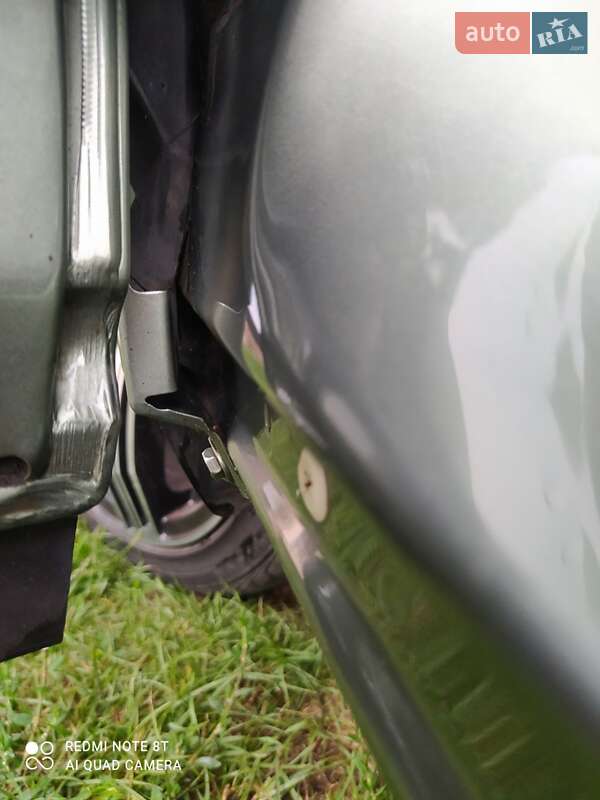 Седан Volkswagen Passat 2001 в Львове