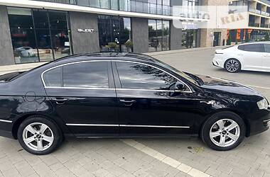 Седан Volkswagen Passat 2009 в Львове