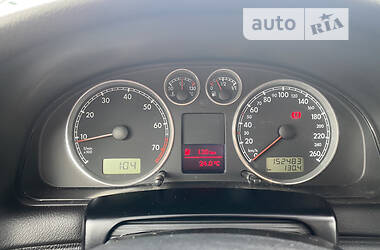 Седан Volkswagen Passat 2002 в 
