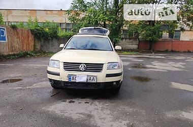 Универсал Volkswagen Passat 2000 в Ужгороде