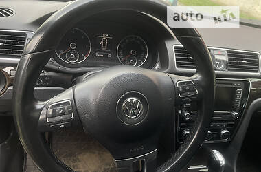 Седан Volkswagen Passat 2014 в Одессе