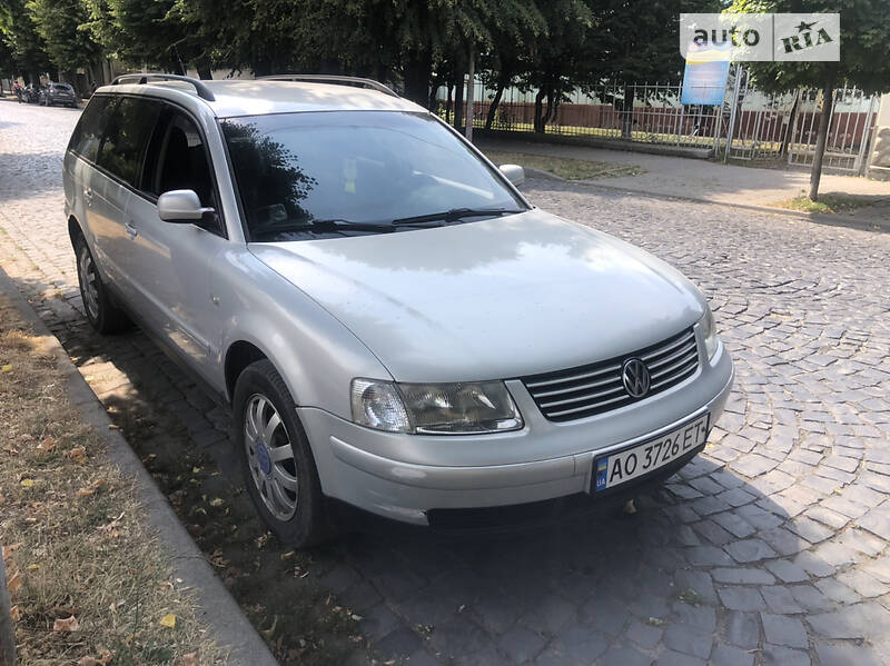 Универсал Volkswagen Passat 2000 в Ужгороде