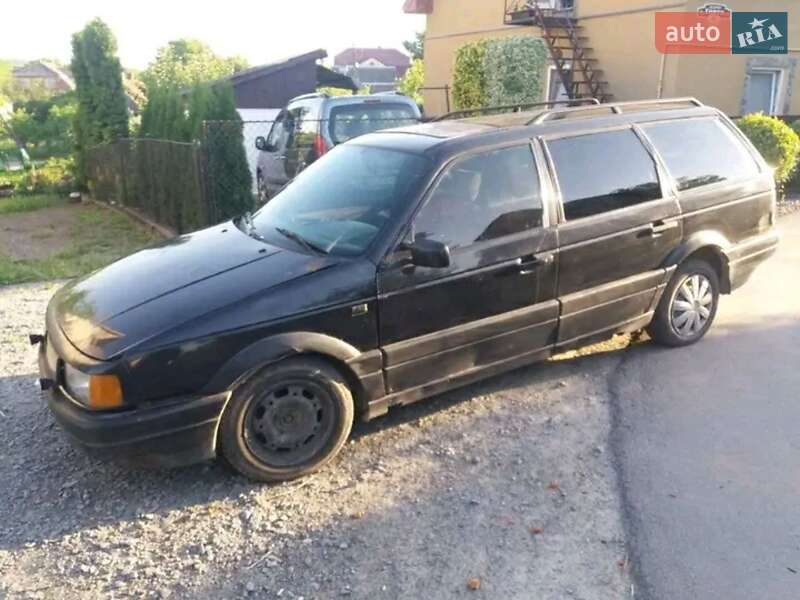 Универсал Volkswagen Passat 1990 в Ходорове