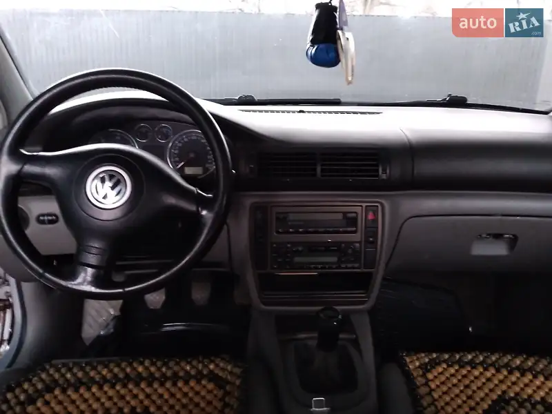 Volkswagen Passat 2002 VIN WVWZZZ3BZ3E018718 фото оголошення 9 з 46