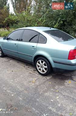 Седан Volkswagen Passat 1998 в Виннице