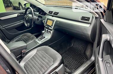 Седан Volkswagen Passat 2011 в 