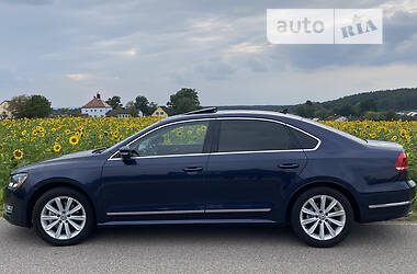 Седан Volkswagen Passat 2013 в Ужгороді