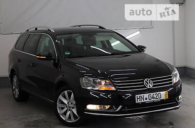 Універсал Volkswagen Passat 2011 в Трускавці