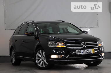 Універсал Volkswagen Passat 2011 в Трускавці