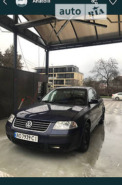 Седан Volkswagen Passat 2001 в Ужгороде