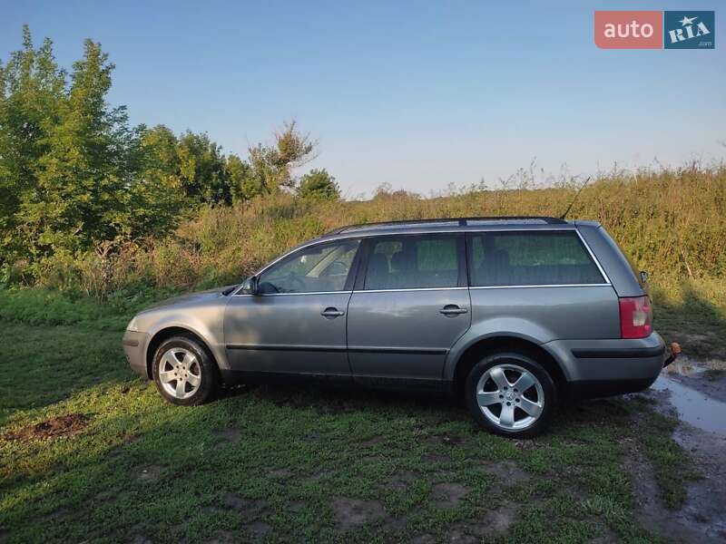 Универсал Volkswagen Passat 2004 в Александрие