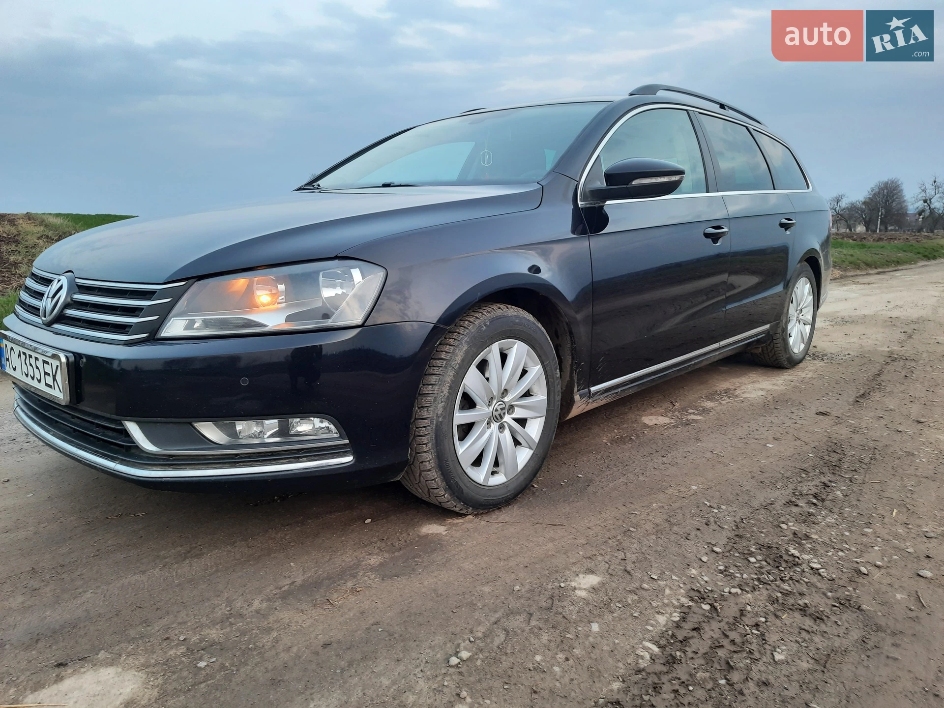 2013 Volkswagen Passat - мініатюра 2