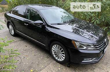 Седан Volkswagen Passat 2017 в Киеве