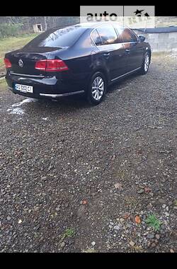 Седан Volkswagen Passat 2012 в Тячеві