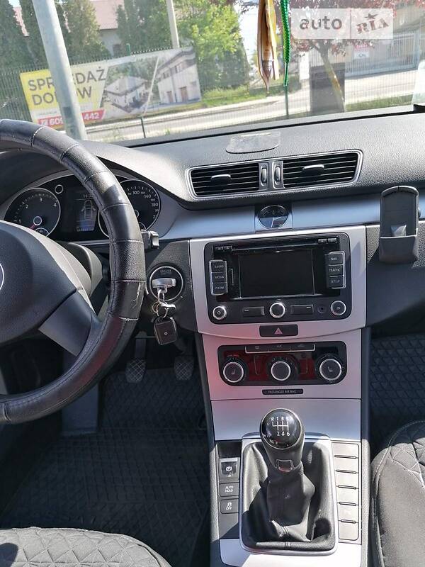 Седан Volkswagen Passat 2013 в Хмельницькому