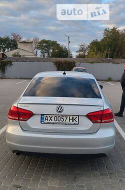 Седан Volkswagen Passat 2015 в Козельщине