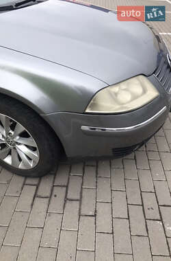 Седан Volkswagen Passat 2003 в 