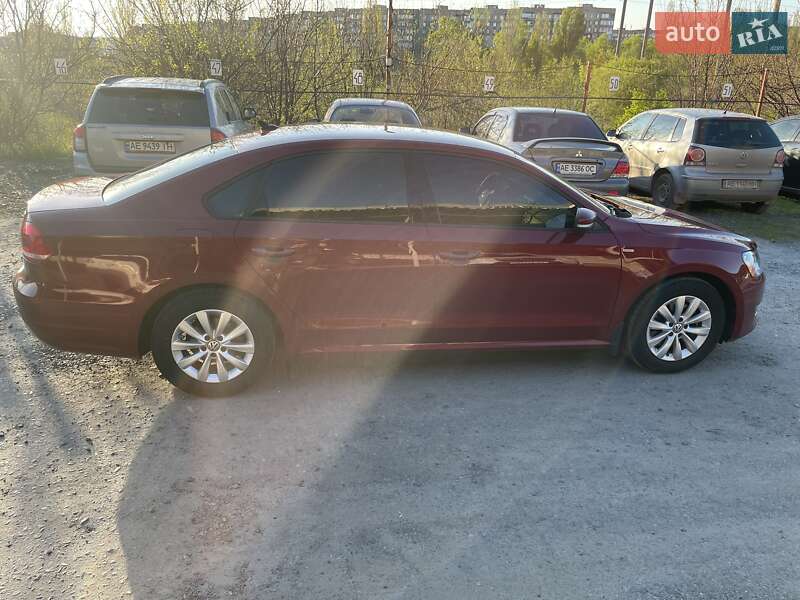 Седан Volkswagen Passat 2015 в Кривом Роге фото 3 Седан Volkswagen Passat 2015 в Кривом Роге